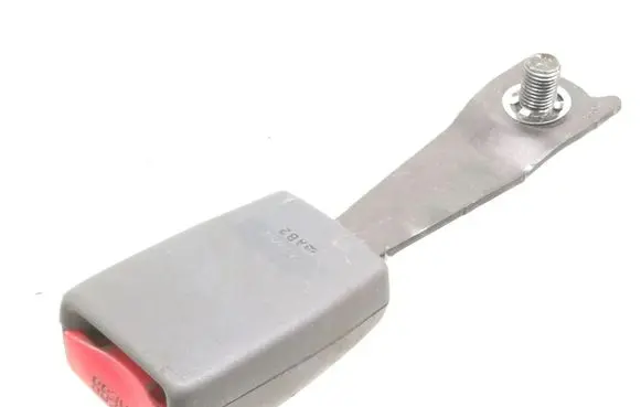 Mitsubishi Space Wagon Front seatbelt buckle 980707D3