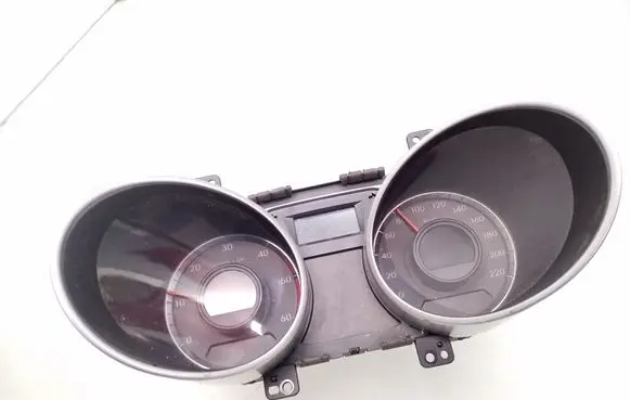 Hyundai ix35 Speedometer (instrument cluster) 940092Y500