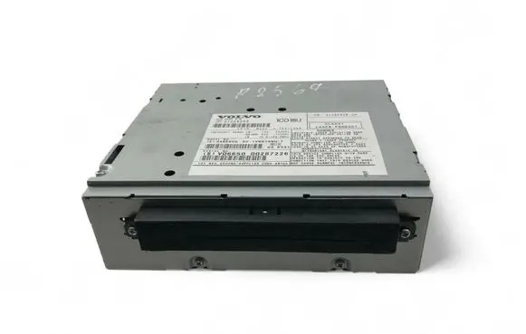 Radio/CD/DVD/GPS head unit