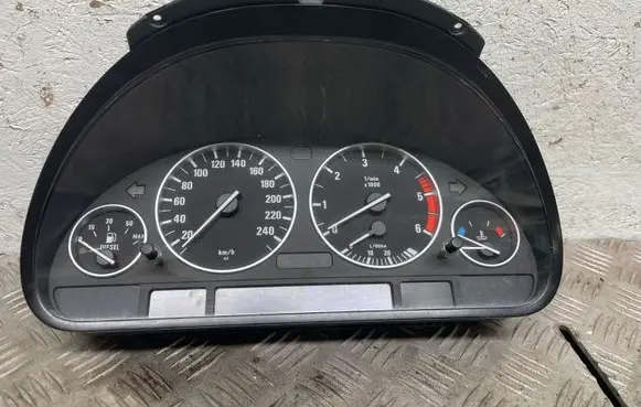 BMW 5 E39 Speedometer (instrument cluster) 62116906998