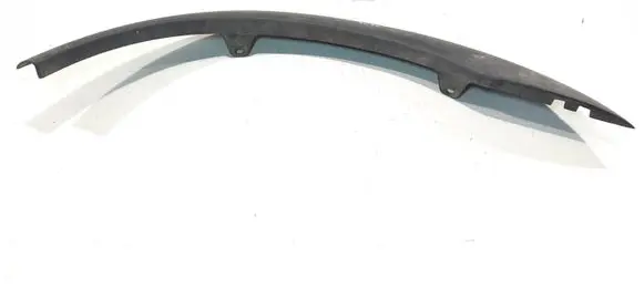 Volvo XC70 Rear fender molding trim 30678045 8620132