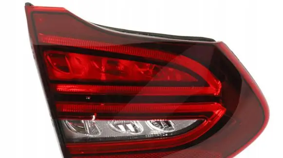 Mercedes-Benz C W204 Tailgate rear/tail lights A2059064605