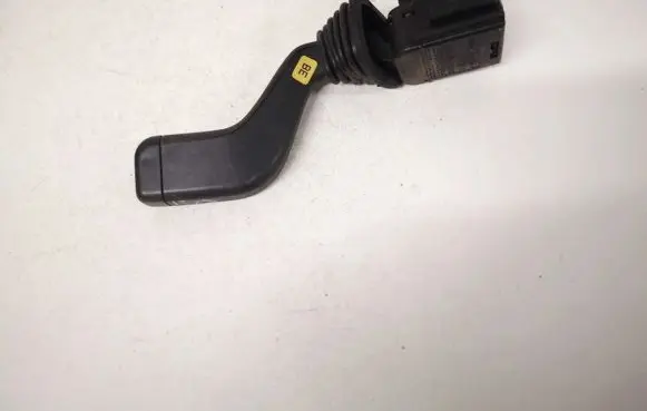 Opel Astra F Wiper control stalk 90124931 90191942