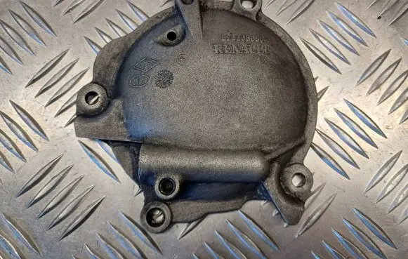 Renault Master II Timing chain cover 8200006884
