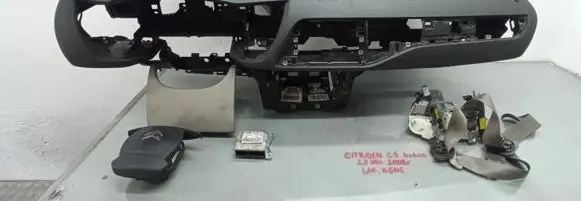 Citroen C5 Dashboard 9665266080