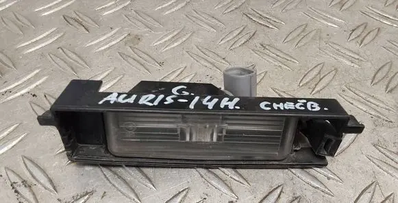 Toyota Auris E180 Number plate light 
