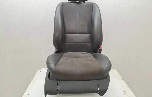 Front passenger seat