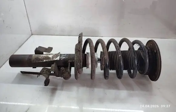 Volvo XC60 Front shock absorber with coil spring 