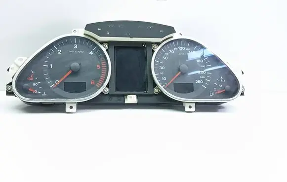 Audi A6 S6 C6 4F Speedometer (instrument cluster) 4F0920900N 4F0910900A