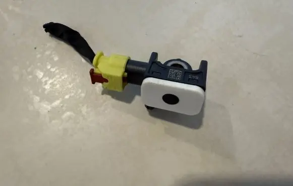 Volkswagen Amarok Airbag deployment crash/impact sensor 2H0959351 8OT036