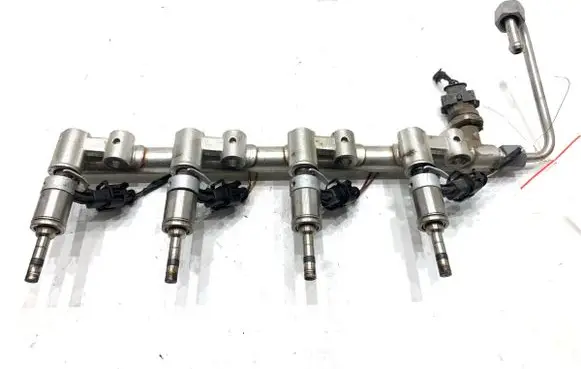 SsangYong Tivoli Fuel main line pipe 
