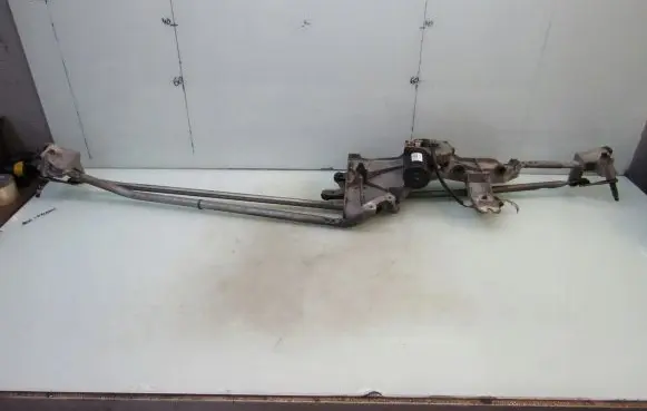 Fiat Ulysse Front wiper linkage and motor 3322A