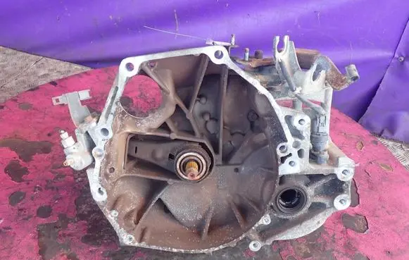 Honda Stream Manual 5 speed gearbox SSWM100228
