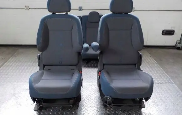 Seat set