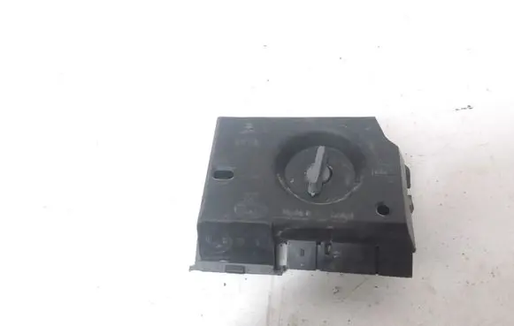 Audi A6 S6 C4 4A Tail light part 