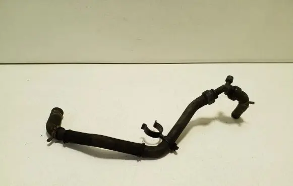 Nissan X-Trail T32 Engine coolant pipe/hose