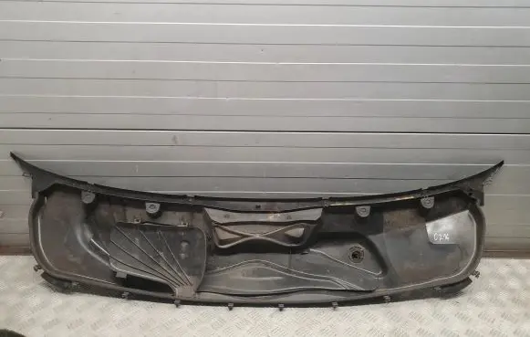 Mercedes-Benz CL C216 Wiper trim A2218800105