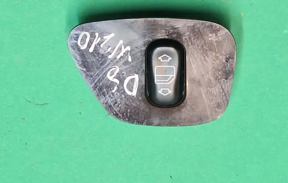 Mercedes-Benz E W210 Electric window control switch 491552
