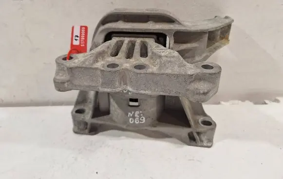Citroen C4 II Picasso Engine mount bracket 4A100160