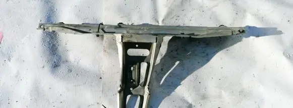 Audi 80 90 B3 Radiator support slam panel