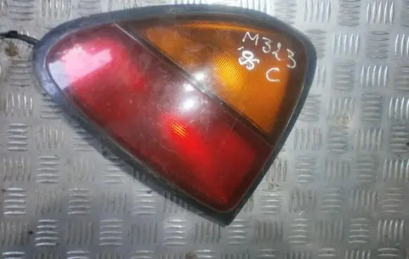 Mazda 323 Rear/tail lights 0431436l