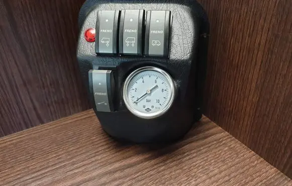 Ford Transit Other switches/knobs/shifts 6C11V04394 SS100329 988980E