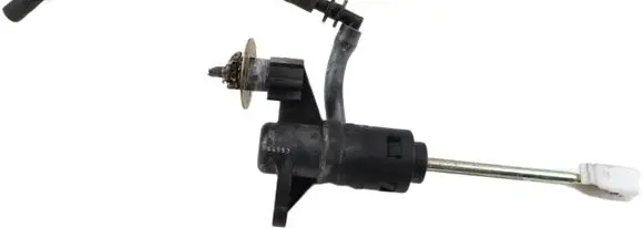 Volkswagen PASSAT B5.5 Clutch slave cylinder 8E1721401AF