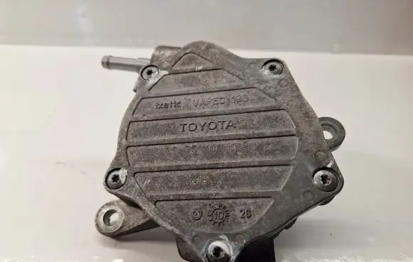 Vacuum pump