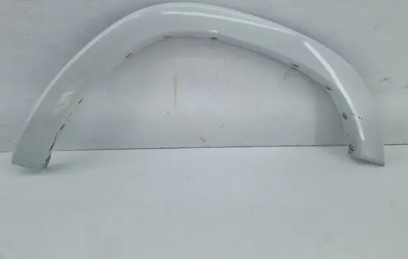 Ram 1500 DT Fender trim (molding)