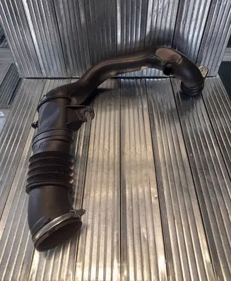 Citroen C6 Air intake duct part 9683956780