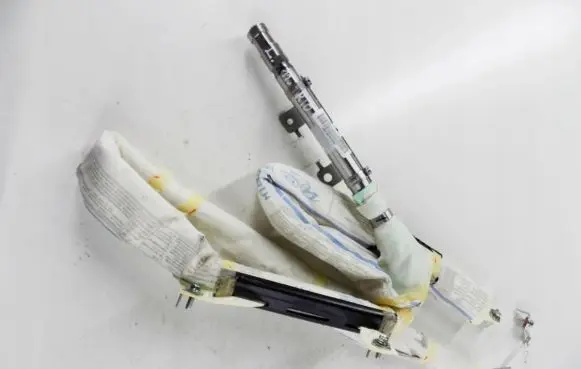 KIA Rio Roof airbag