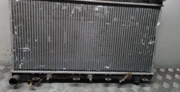 Subaru Forester SF Coolant radiator