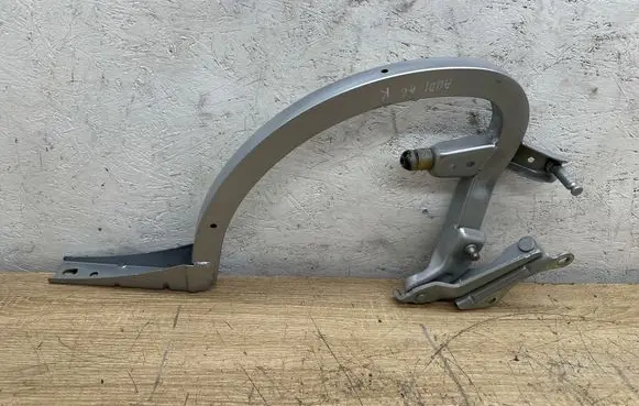 Audi A6 S6 C7 4G Tailgate/trunk/boot hinge 827301