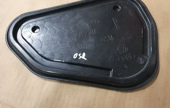 Audi A3 S3 8V Other rear door trim element 8V0839916