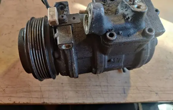 BMW 7 E38 Air conditioning (A/C) compressor (pump) 64528391880 8391880