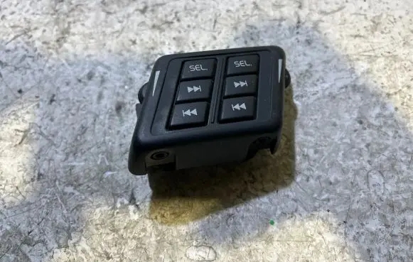 Other switches/knobs/shifts