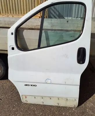 Renault Trafic II (X83) Front door