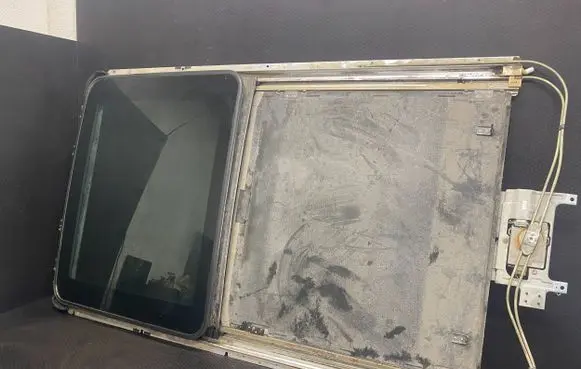 Nissan X-Trail T30 Sunroof set 