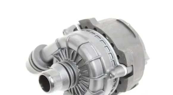 BMW 4 G22 G23 G24 G26 Water pump 9455034