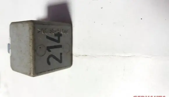 Audi A6 S6 C5 4B Other relay 443951253K