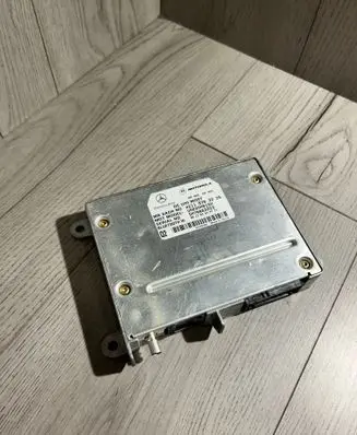 Mercedes-Benz CLK A209 C209 Bluetooth control unit module A2118703226 DM70662253