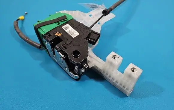 Hyundai i30 Front door lock 81310-G3040 IMPRK1530819