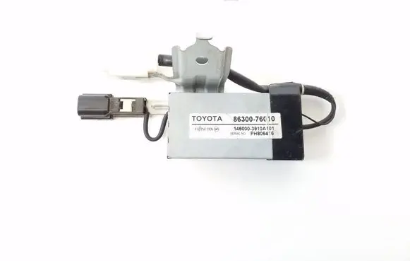Lexus CT 200H Aerial antenna amplifier 8630076010