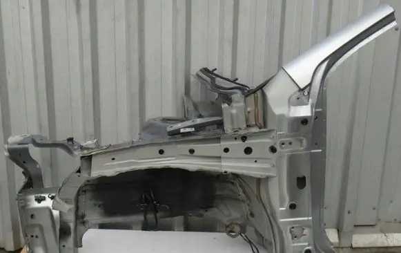 Suzuki Kizashi Front piece kit ZNC