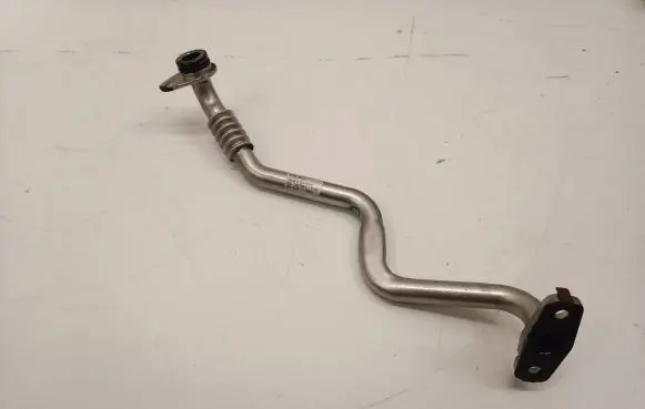 Audi A4 S4 B9 8W Turbo turbocharger oiling pipe/hose 05L145736C
