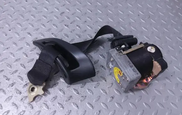 Mercedes-Benz CL C215 Rear seatbelt A2158601585 2158601585