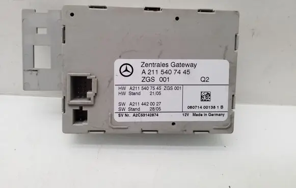 Mercedes-Benz E W211 Gateway control module A2115407445 A2115407545 A2114420027