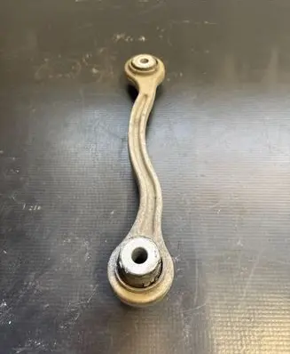 Mercedes-Benz E W212 Rear control arm 20402