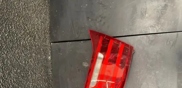 BMW 4 F32 F33 Tailgate rear/tail lights 8059656