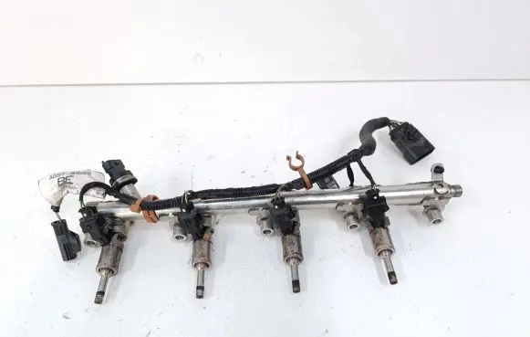 Ford Fusion II Fuel injectors set CJ5E9F797BF CJ5E9D280BF AG9T9H589BE